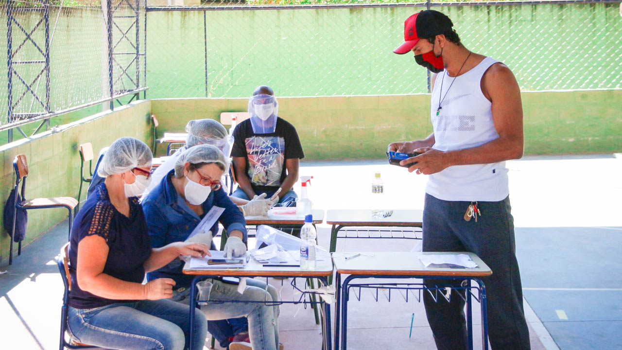 educacao_-_entrega_cartao-20.jpg