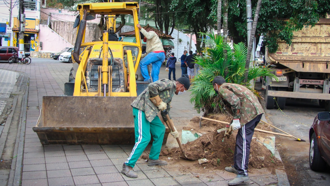 obras_praca_30-06-4.jpg